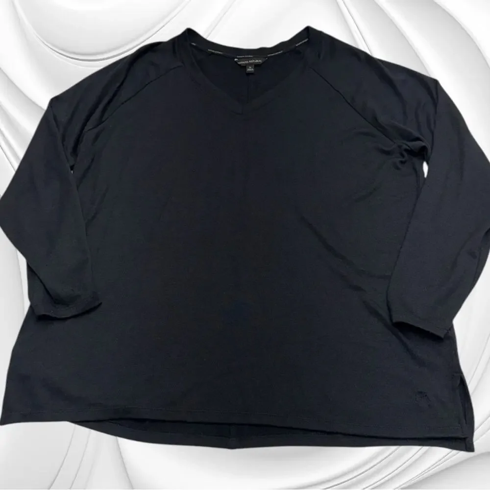 BANANA REPUBLIC Men’s XL Black Lightweight V Neck Sweater